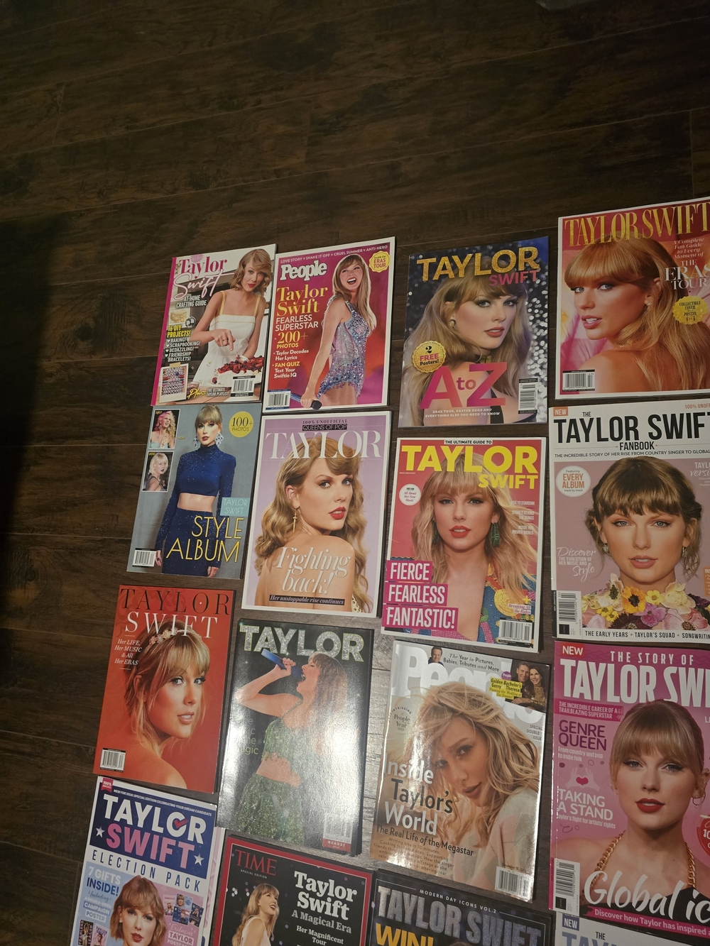 Taylor Swift | HUGE Magazine Collection 5 (18) - Picture 5 of 5